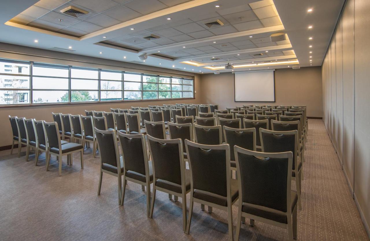 Novotel Santiago Las Condes エクステリア 写真