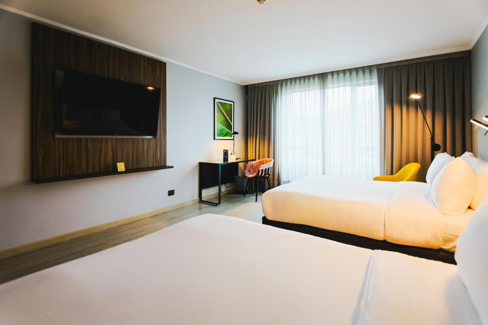 Novotel Santiago Las Condes エクステリア 写真