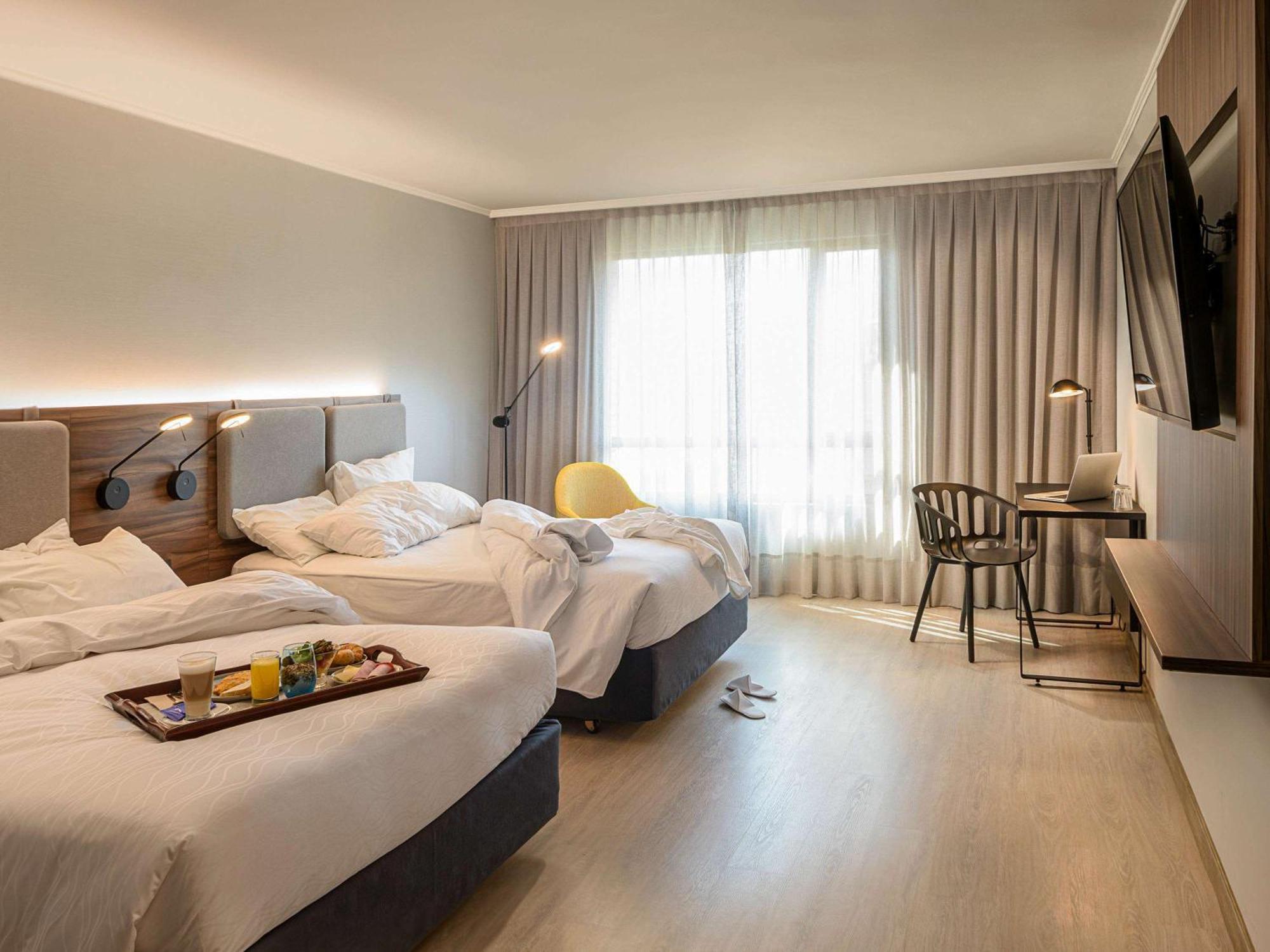 Novotel Santiago Las Condes エクステリア 写真